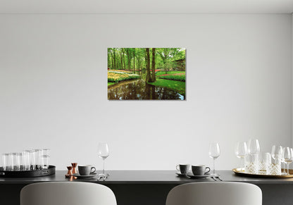 Agua, árboles y flores