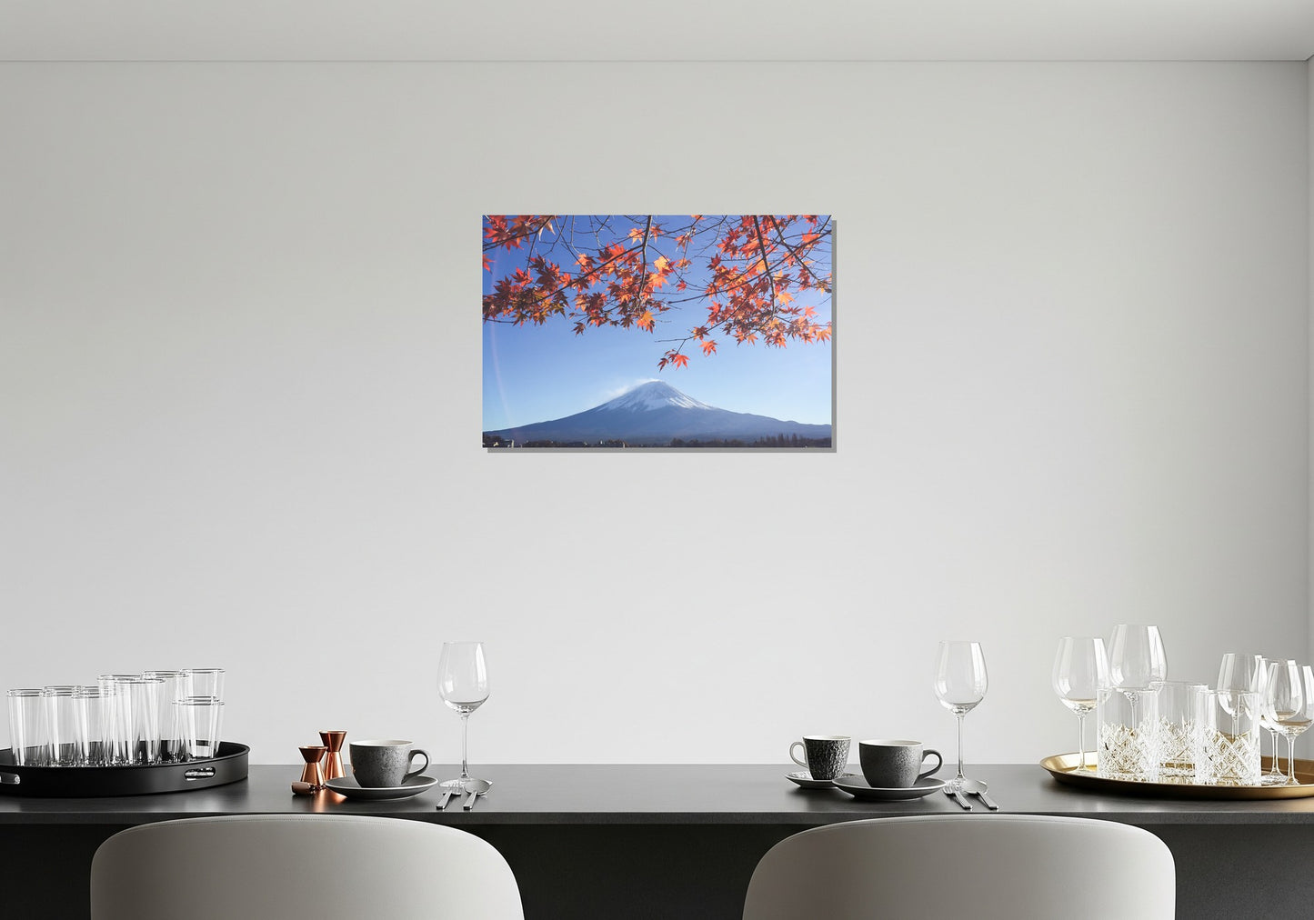 Hojas de arce y monte Fuji