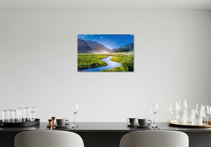 Río cruzando el valle