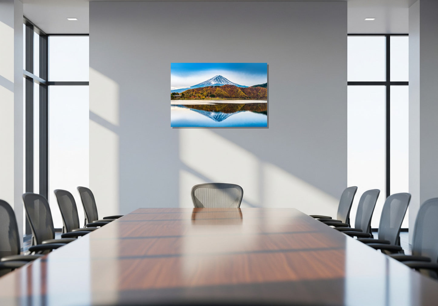 Reflejo del monte Fuji sobre el lago Kawaguchi