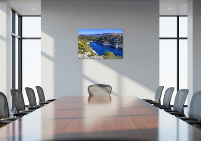 Verde sobre la roca caliza